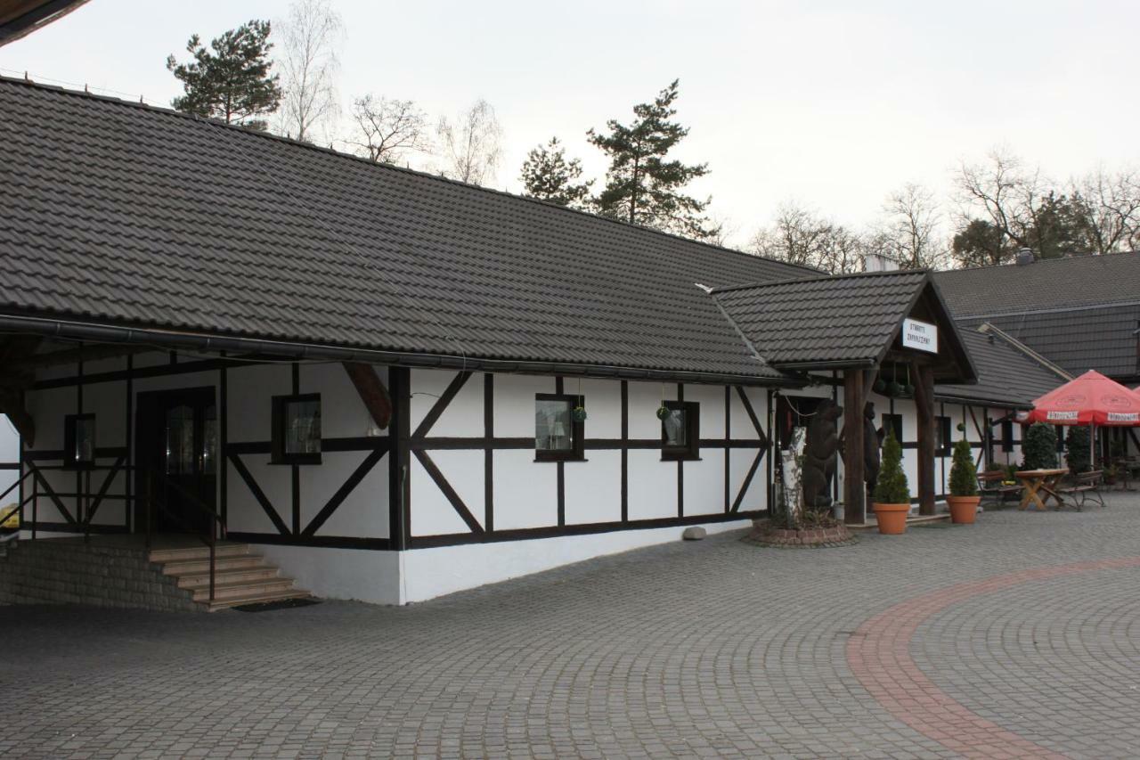Park Lesny 'U Kaczyny' Hotel Rogow Kültér fotó