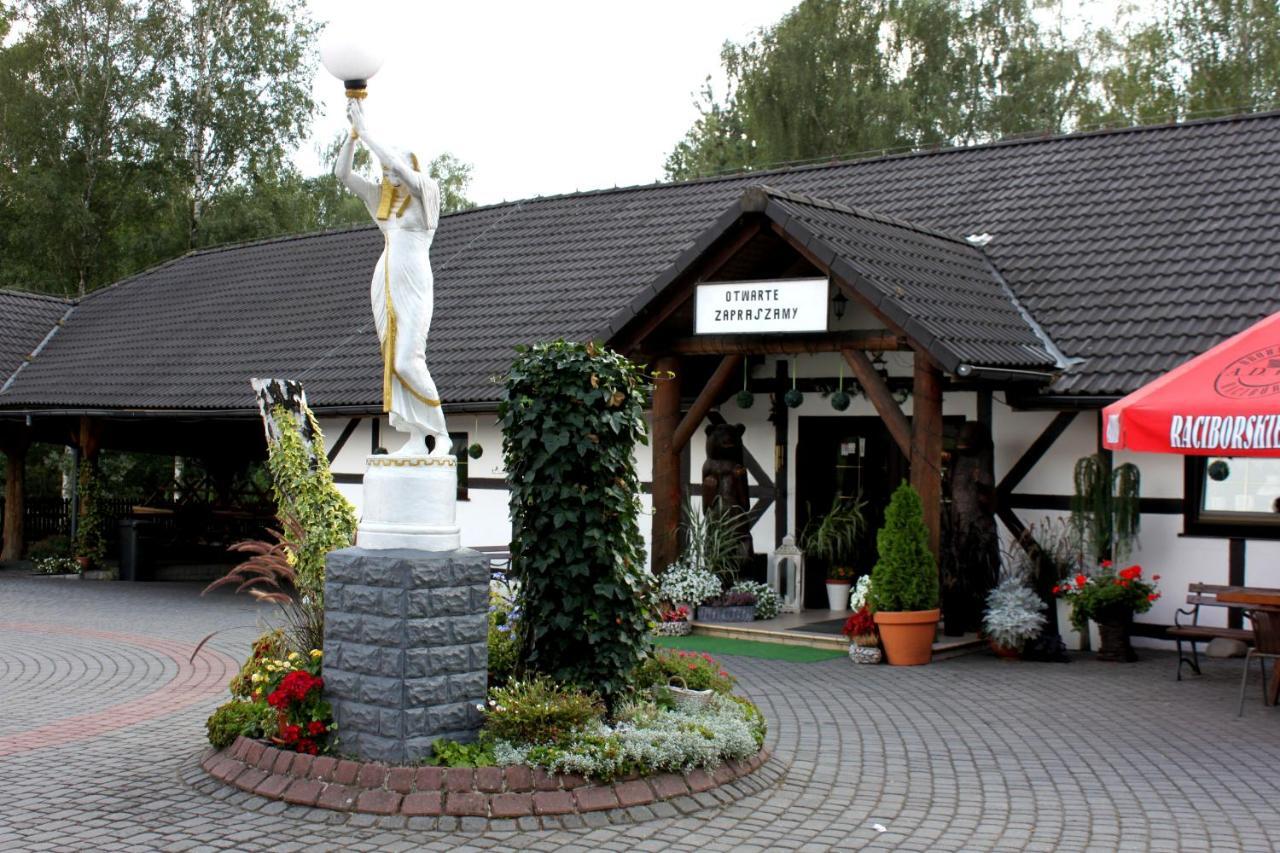 Park Lesny 'U Kaczyny' Hotel Rogow Kültér fotó